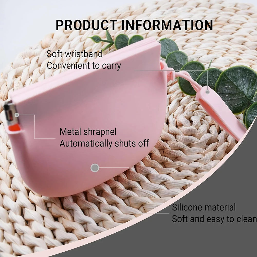 Silicone Dog Treat Bag Mini Portable Pet Snack Pouch with Auto Close Feature Dog Treat Pouch Pocket for Travel or Outdoor Use