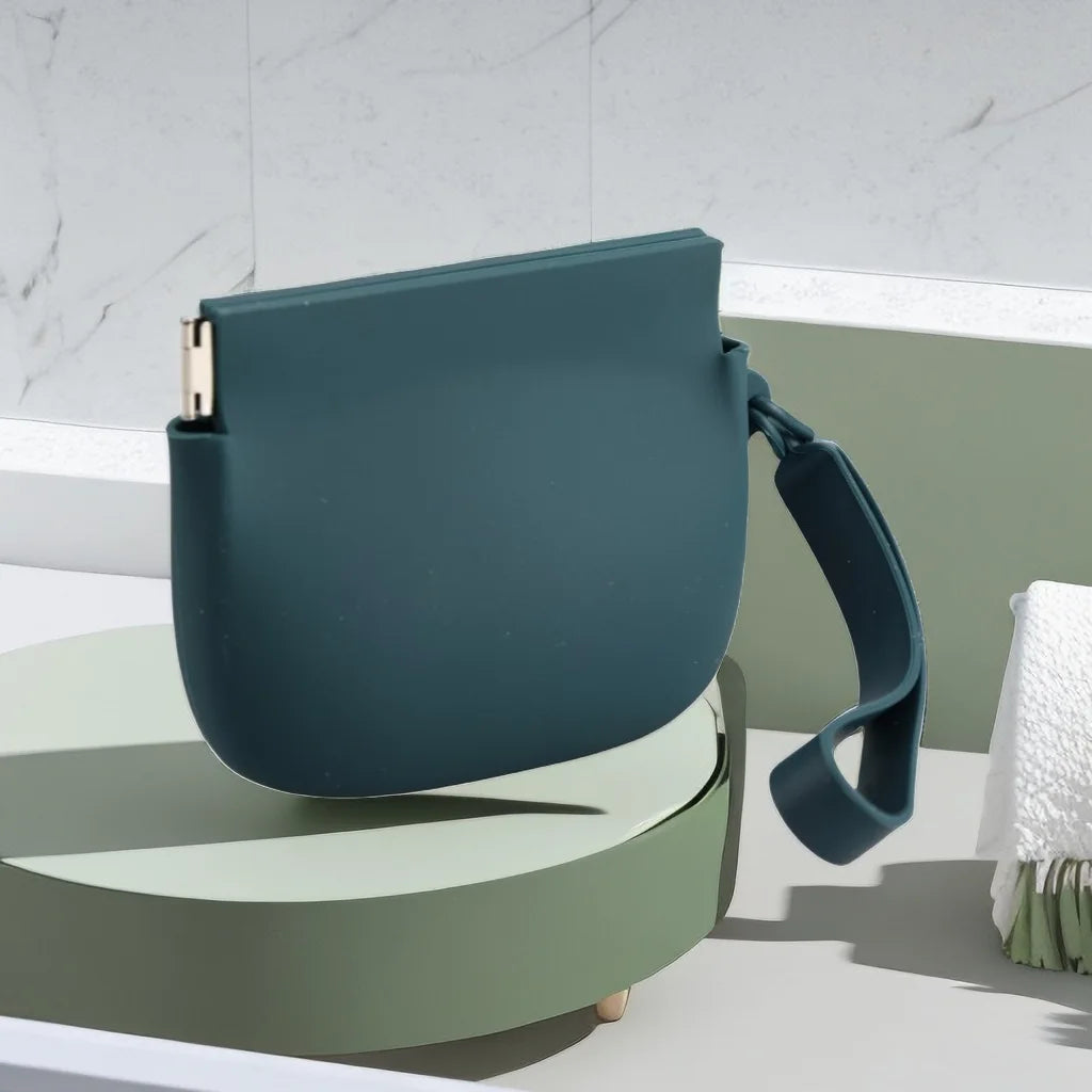 Silicone Dog Treat Bag Mini Portable Pet Snack Pouch with Auto Close Feature Dog Treat Pouch Pocket for Travel or Outdoor Use